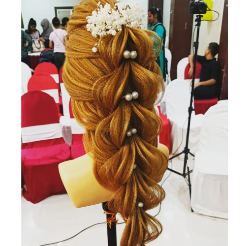 best makeup artist in Prayagraj